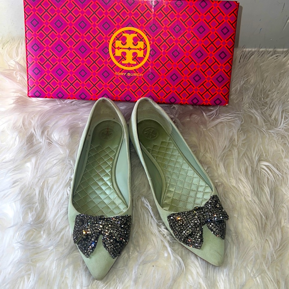 Rare Tory Burch Suede Flat size 6.5